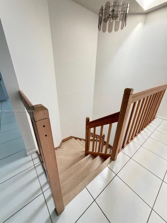 Photo - 11690 Briarwood Cir