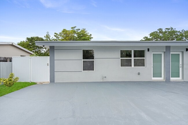 Photo - 2433 NW 97th St Unidad 2437