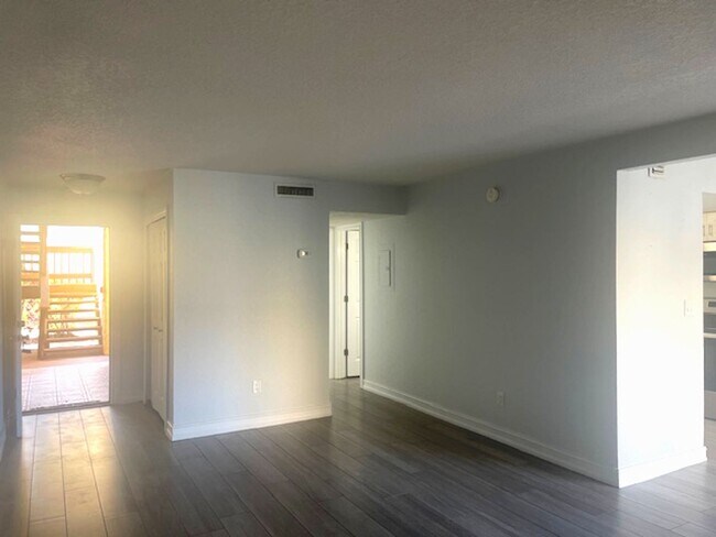 Photo - Charming 1-Bedroom Rental Close to Siesta Key Beach