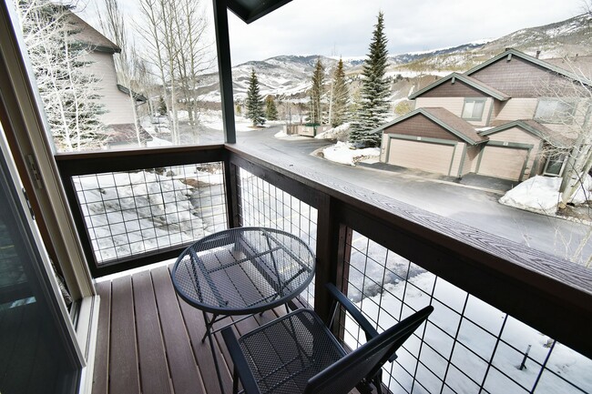 Photo - 267 Kestrel Ln