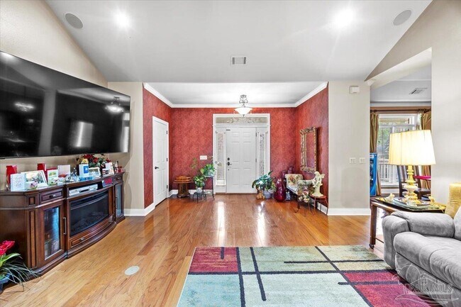 4283 Lancaster Gate Dr