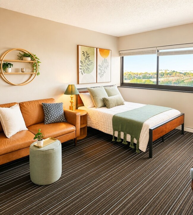 TEAK Apartments