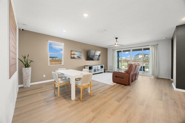 Photo - 191 Silverton Ln