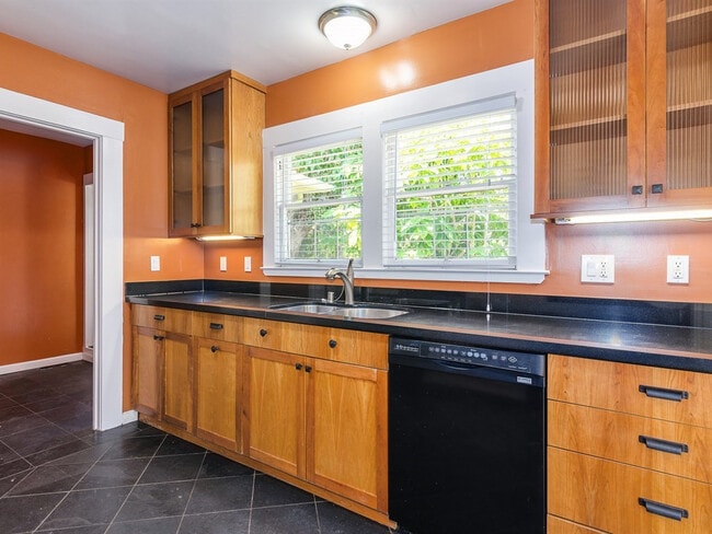 Photo - Vallejo Single Story, close to Ferry Terminal