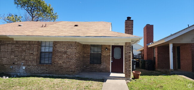 Building Photo - 2407 Sherry St Rental