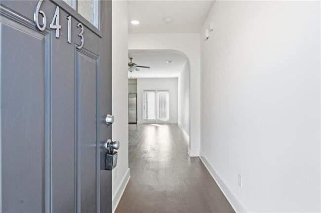 Photo - 6413 Shalks Xing Dr