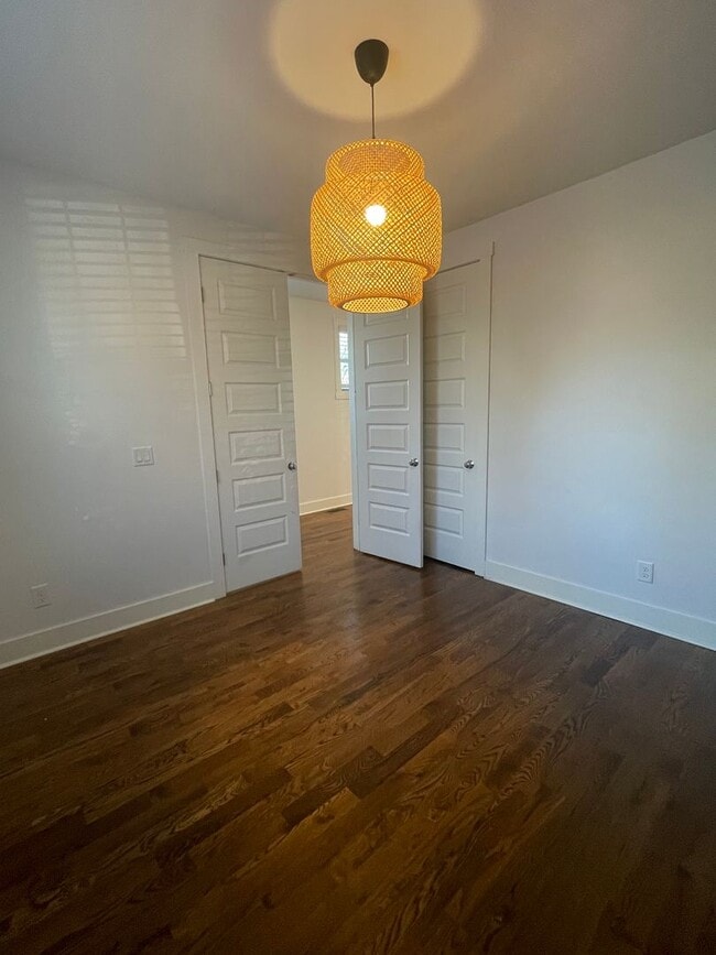 Photo - 561A Veritas St