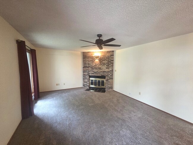 Photo - 2065 S Kentwood Ave