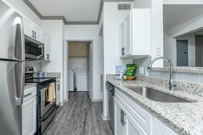 Building Photo - 9914 Military Dr W Unit 1119 Rental