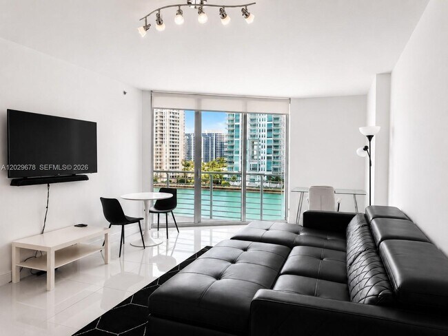 Photo - 325 S Biscayne Blvd Unit 717