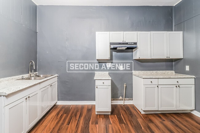 Photo - 527 Highland Pl