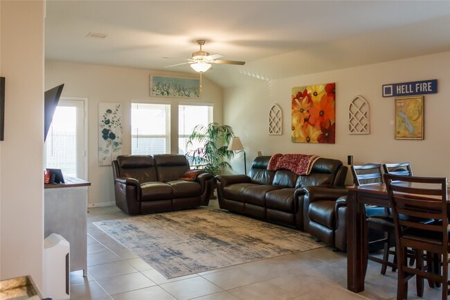 Building Photo - 10201 Waterwall Ln