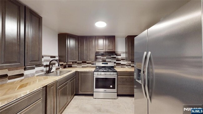 Photo - 204 Philip Ave