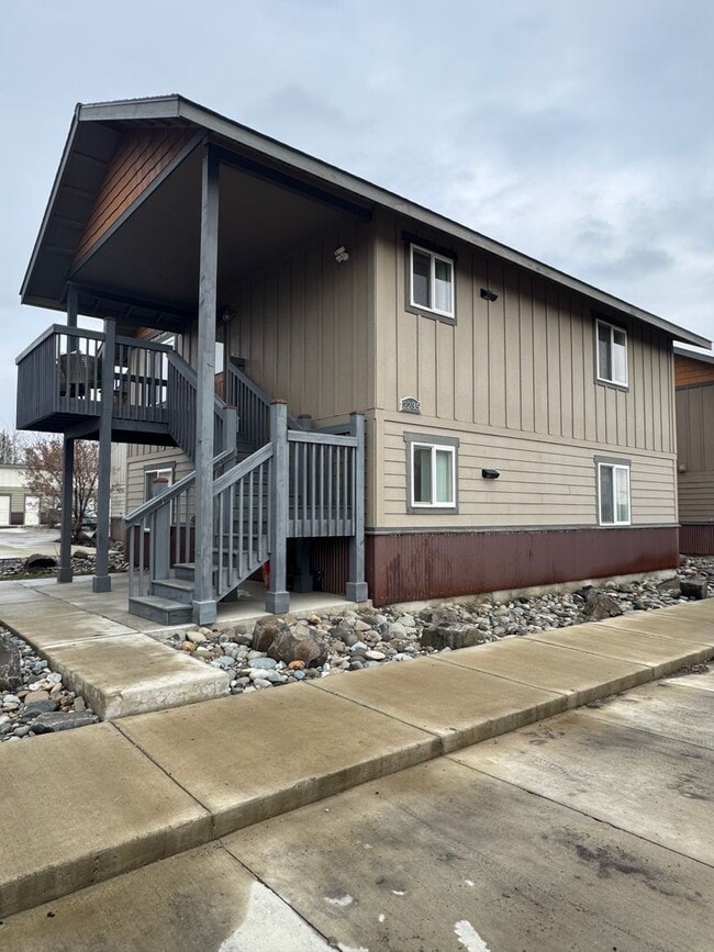 Photo - Cambridge Place I - 2235 Unit #1