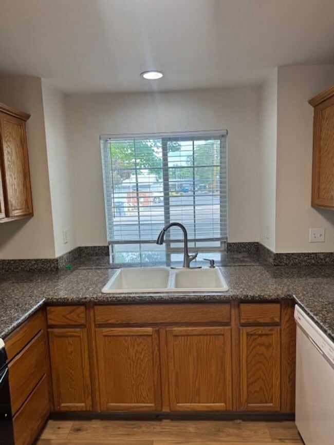 Photo - COMING SOON - 3 BEDROOM TOWNHOME W/ GARAGE- FRESH PAINT AND NEW FLOORING