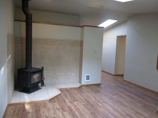 Photo - 2 bedroom 2 bath single story Duplex Unit 13607