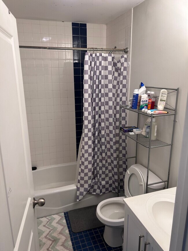 Photo - 1017 Tremont St Unidad 1