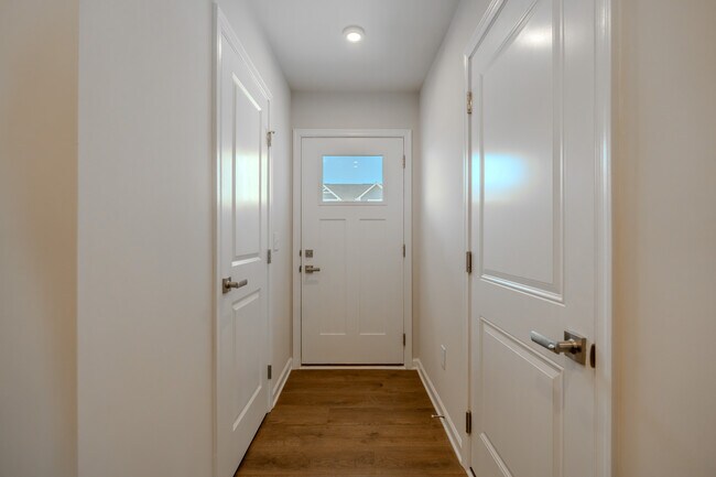 Photo - 113 Filly Ln