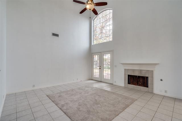Photo - 2213 Ravenhurst Dr