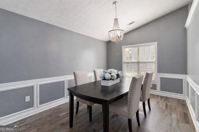 Photo - 1108 The by Way