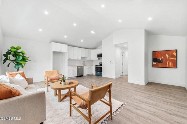 Photo - 839 Calle Margarita