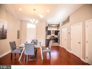 Building Photo - 1008 Mt Vernon St Rental
