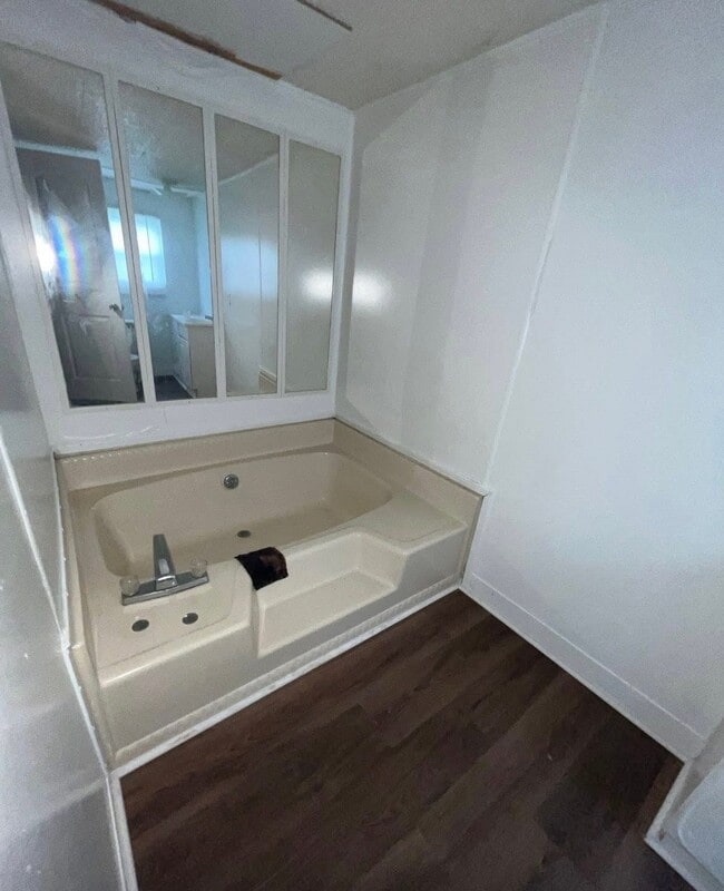 Photo - 151 Robinson Rd