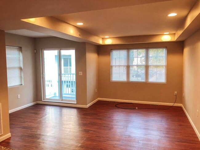 2nd FL Common Area Space & Balcony