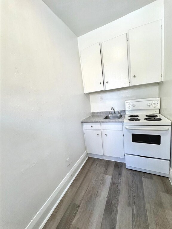 Photo - JARVIS COURT APARTMENTS