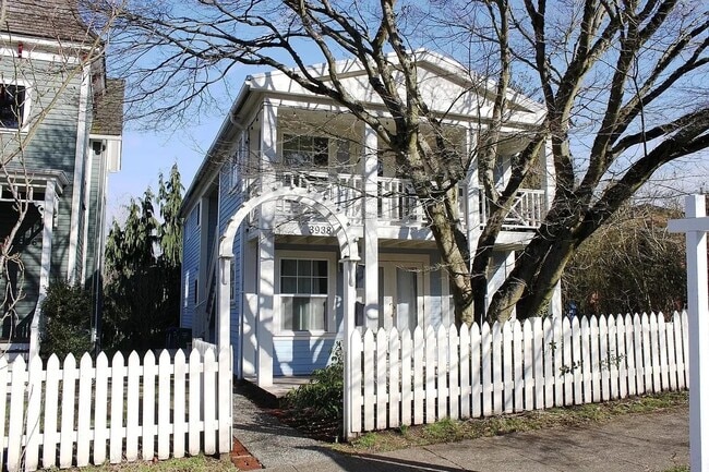 Building Photo - 3938 S Ferdinand St Unit A