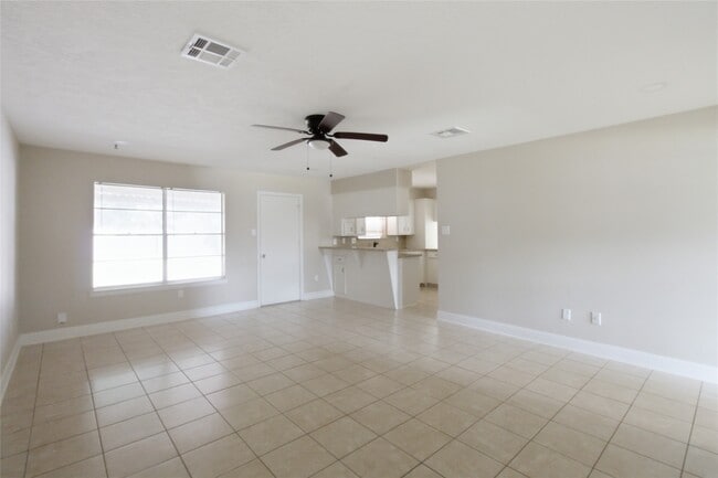2106 Rose Rd