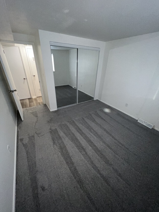 Photo - Sunset Apartments