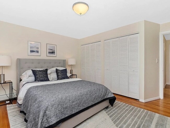 Photo - 197 Kent St Unit 27