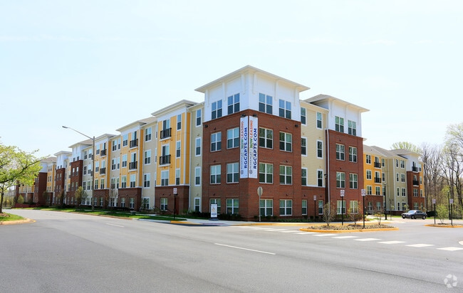 Residences At Government Center Apartments For Rent In Fairfax Va Forrent Com