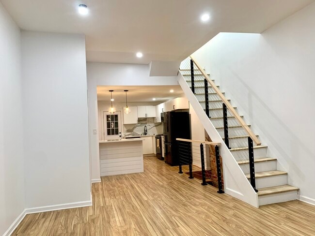 Photo - 1506 N Stillman St