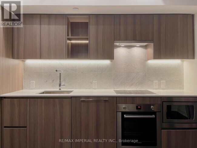 Photo - 19 Bathurst St Unité 1211