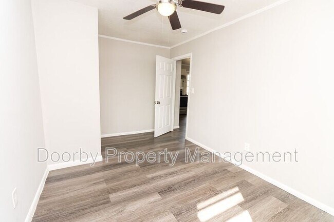 Photo - 207 Napier St Unit 2