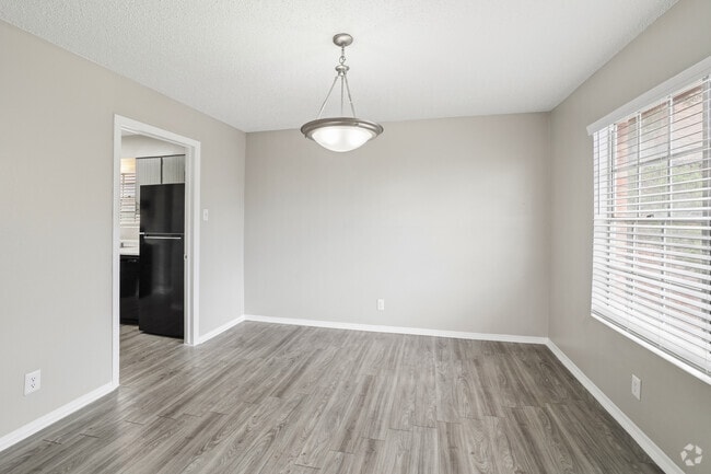 1BR, 1BA - 1,004AF - Dining Room - Santa Rosa Apartment Homes
