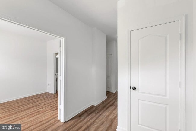 Photo - 2372 Woodland Pond Ln