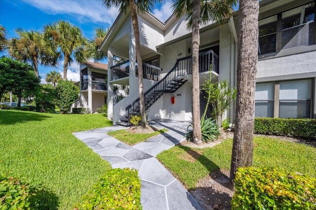 Photo - 11311 Pond View Dr Unit C201