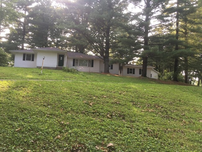 Photo - 4995 E State Road 45