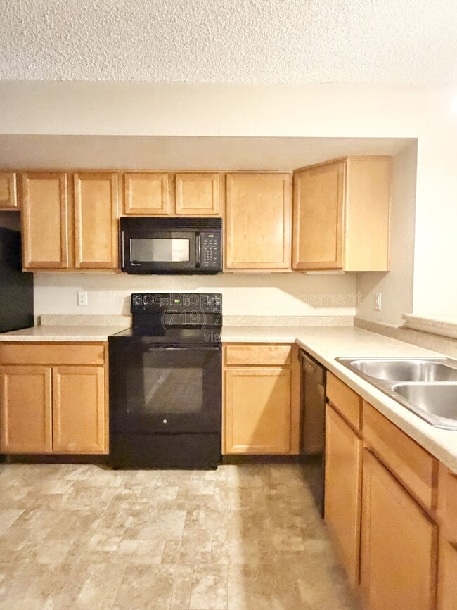 2486 Astrozon Cir