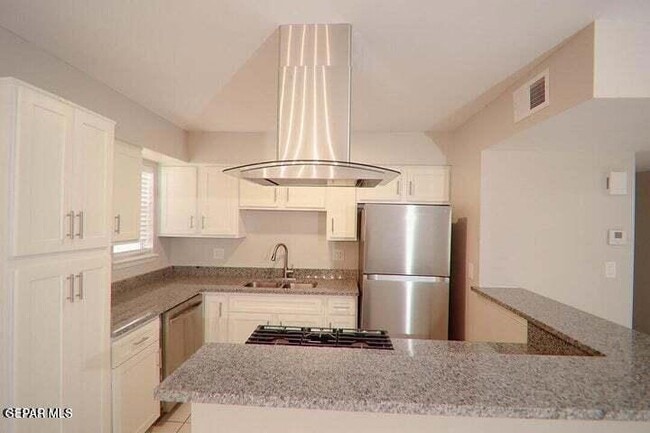 Photo - 727 Arredondo Dr