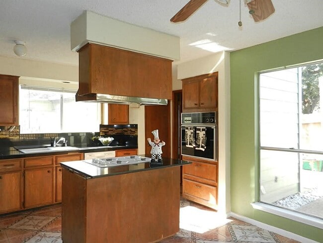 Photo - 4415 Bugle Rd