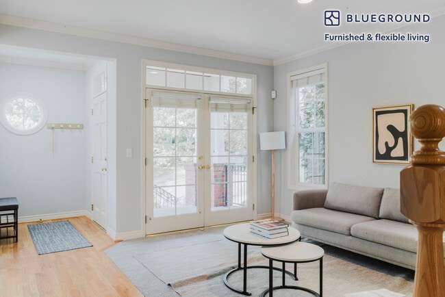 Photo - 1525 NE Iris St