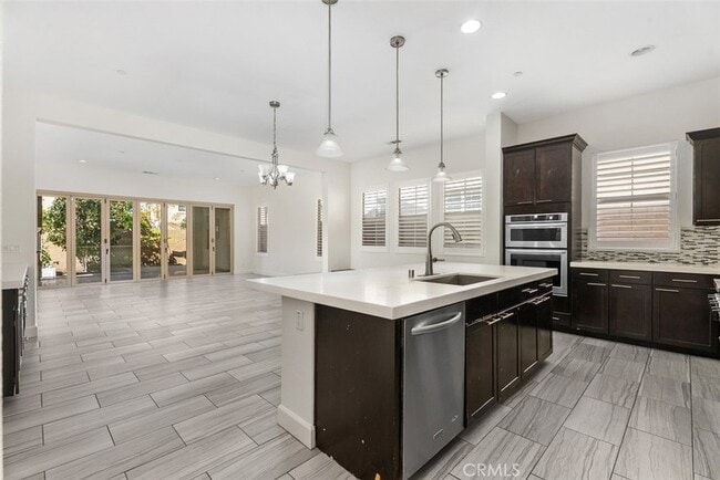 Photo - 154 Pavilion Park