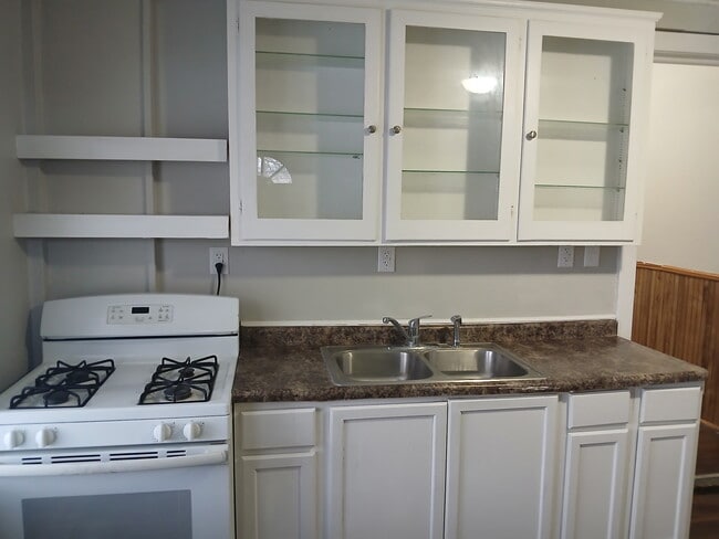 Photo - 510 S St Joseph St