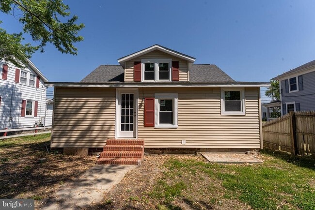 Photo - 1507 Race St