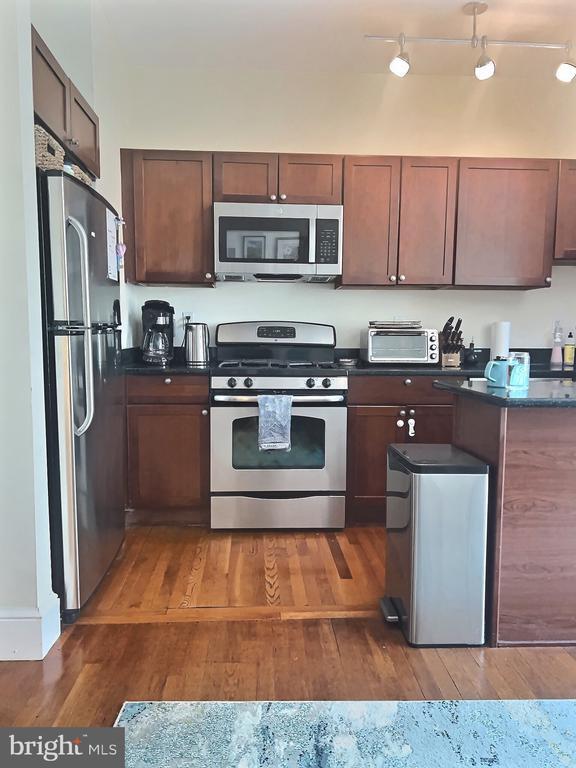 Photo - 1415 Girard St NW Unidad 302