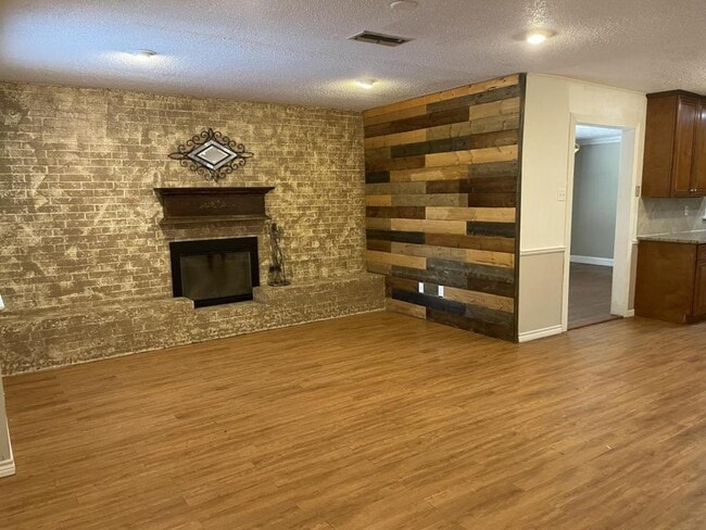 Photo - 1206 Phyllis Dr